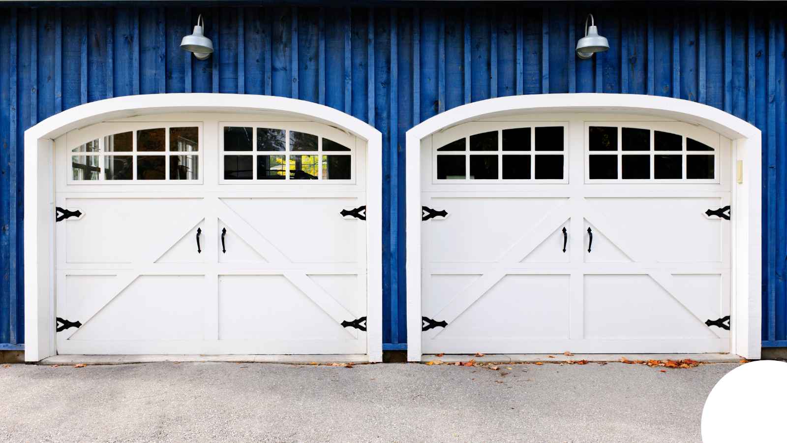 Garage Door in Phoenix, AZ — Thomas Cable Services Phoenix