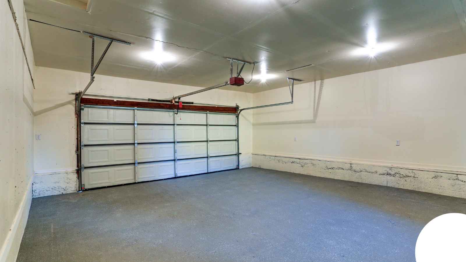 Garage Door in Phoenix, AZ — Thomas Cable Services Phoenix Garage Door in Phoenix, AZ — Thomas Cable Services Phoenix